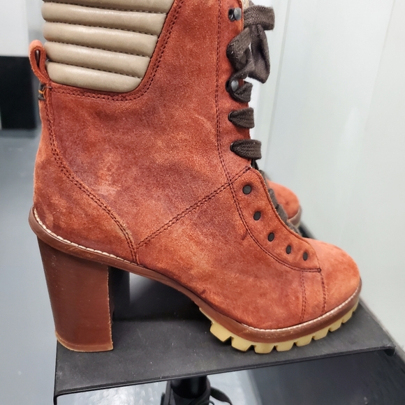 Woman boots - Picture 5 of 10